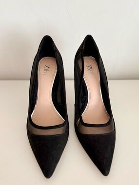 Zara Black Pointed Mesh and Suede Pumps
